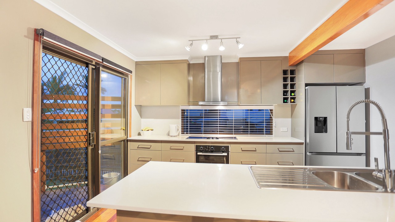 Photo of Kitchen in Elliott Heads