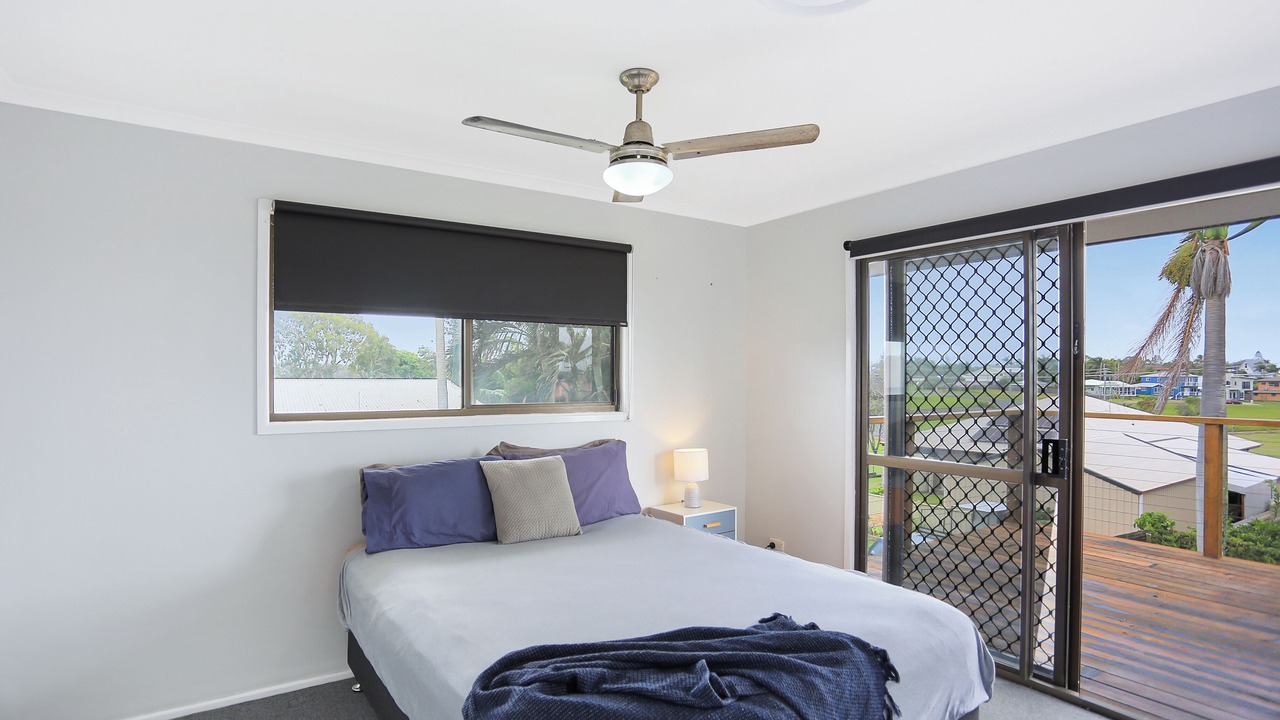 Photo of Bedroom in Elliott Heads