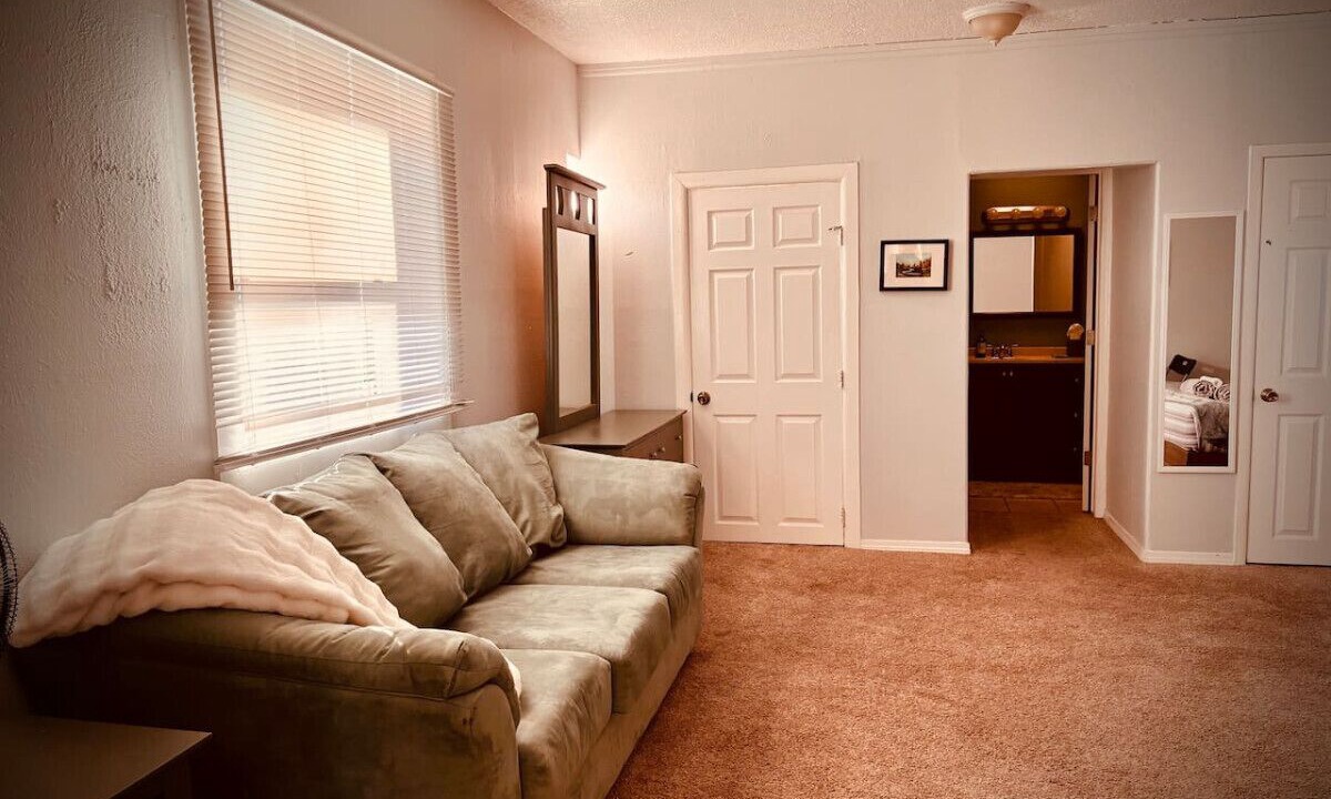 Photo of Livingroom in Albuquerque