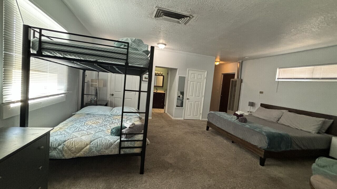 Photo of Bedroom in Albuquerque