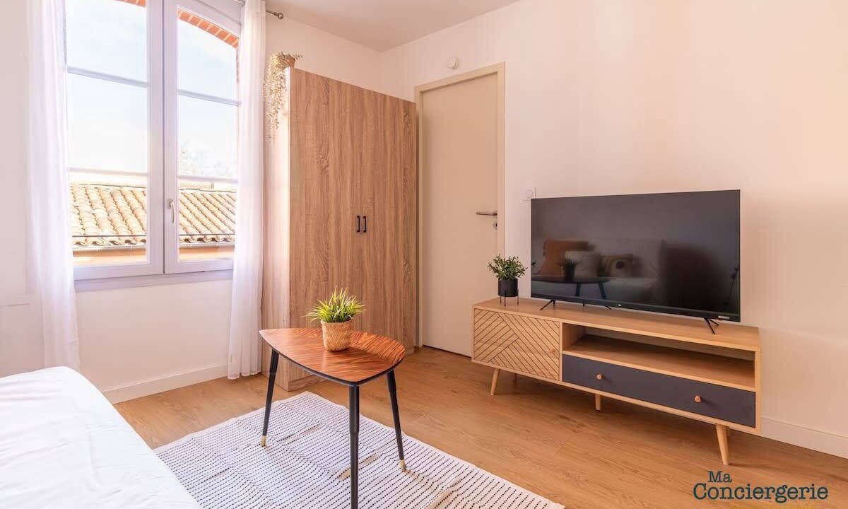 Photo of Bedroom in Arnaud Bernard