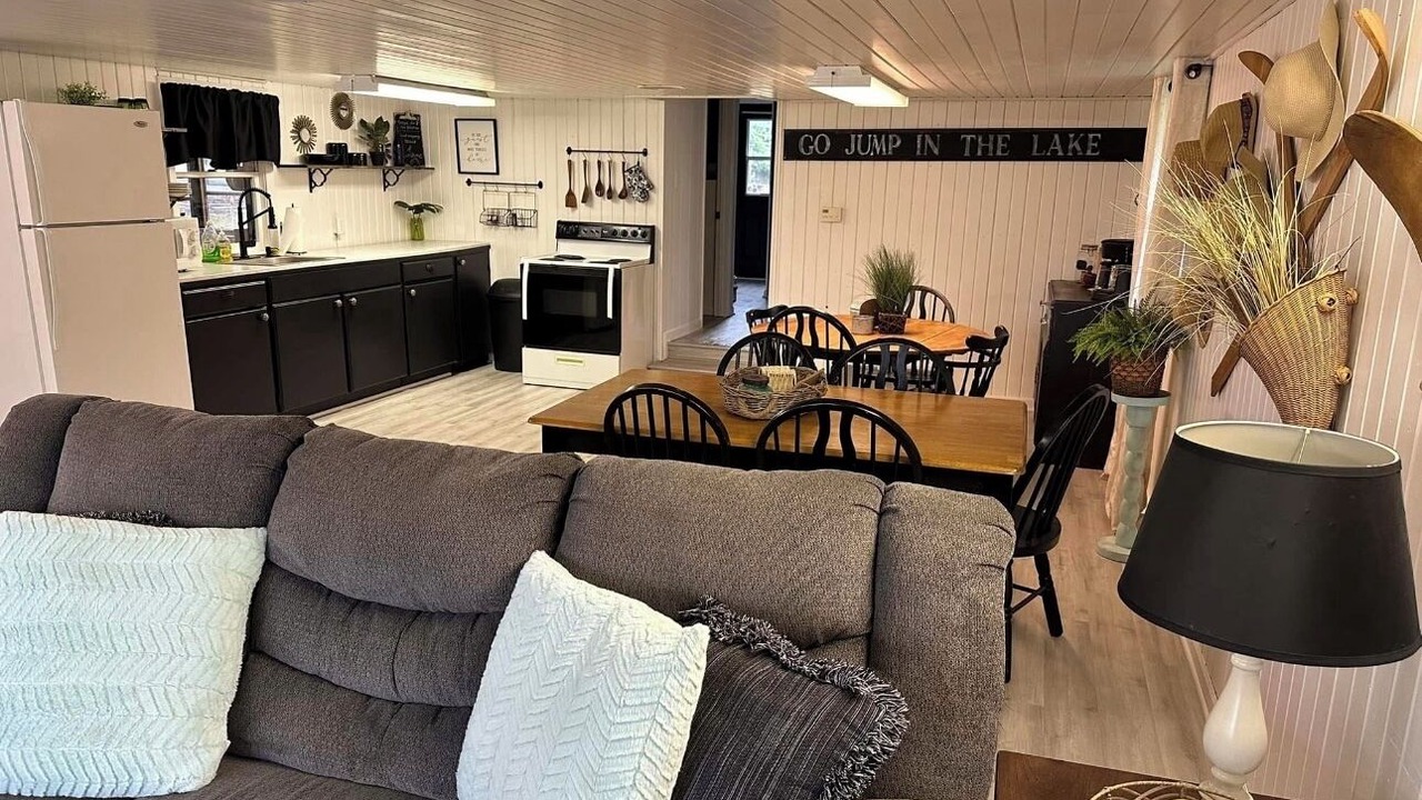 Photo of Livingroom in Twin Lakes