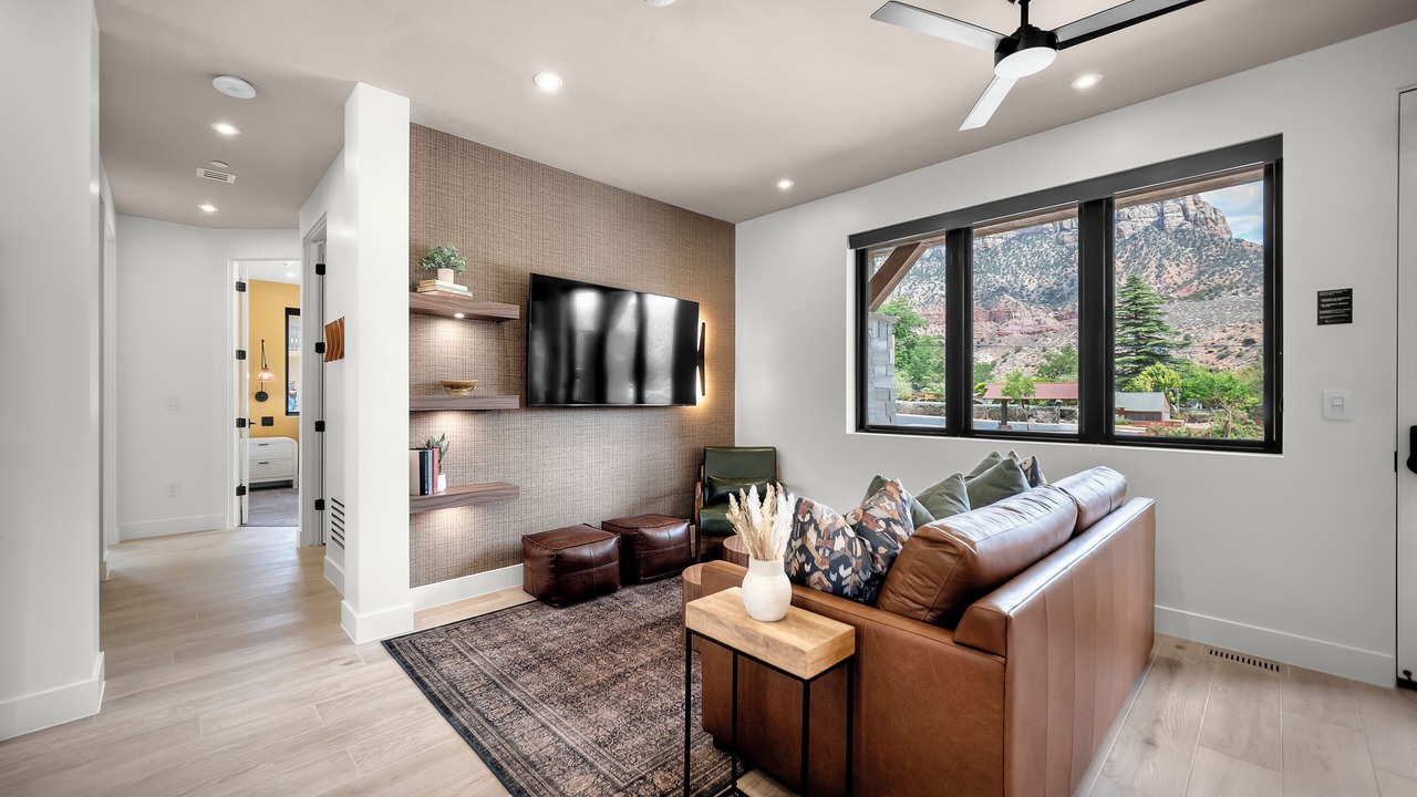 Photo of Livingroom in Zion National Park South Entrance