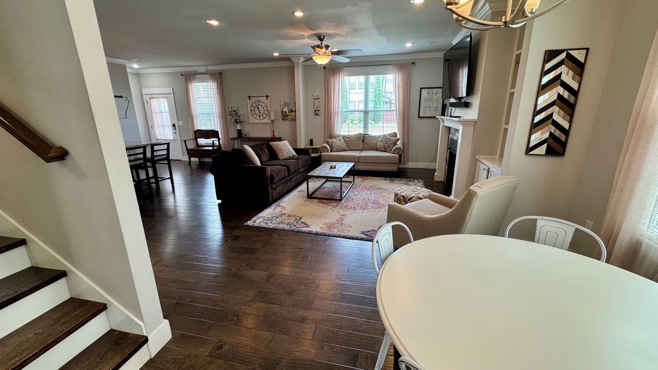 Photo of Livingroom in Rogers