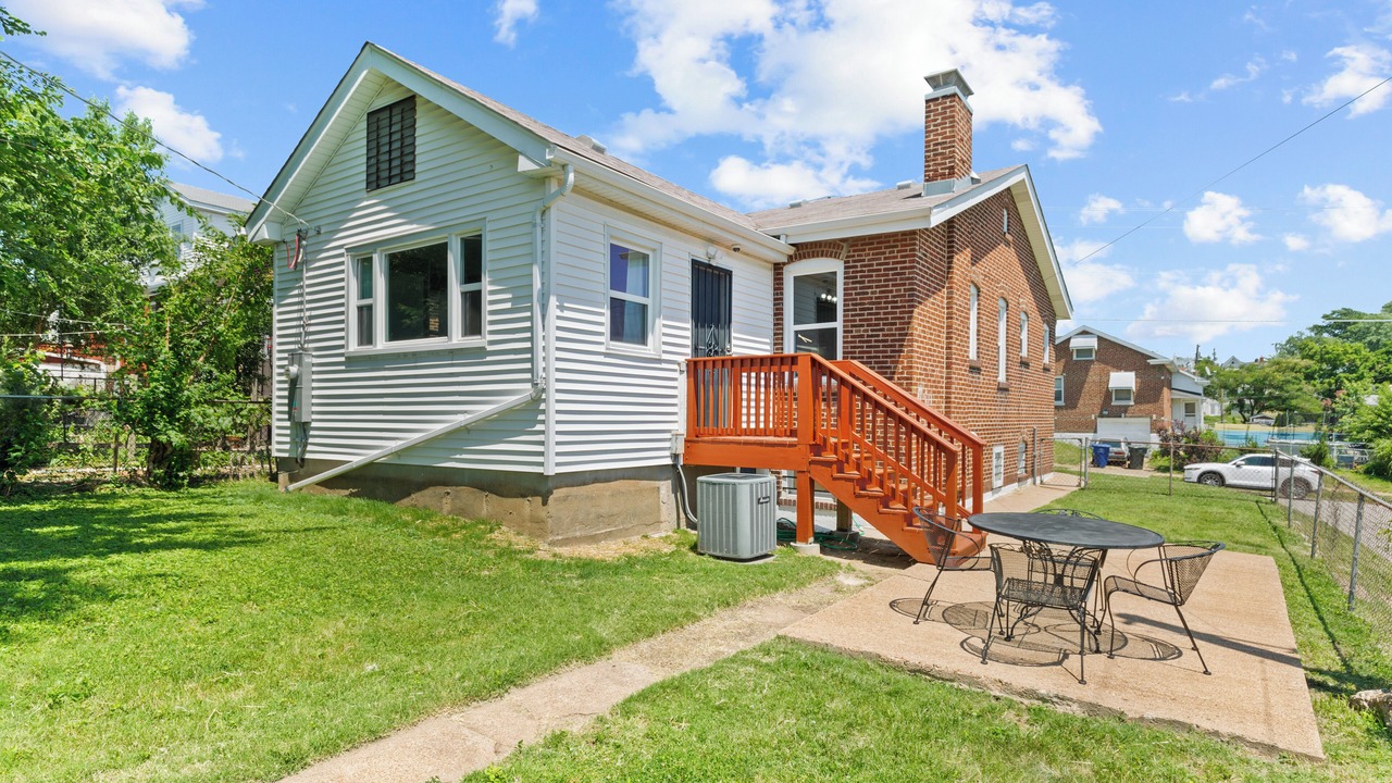 Photo of Outdoor in Clifton Heights