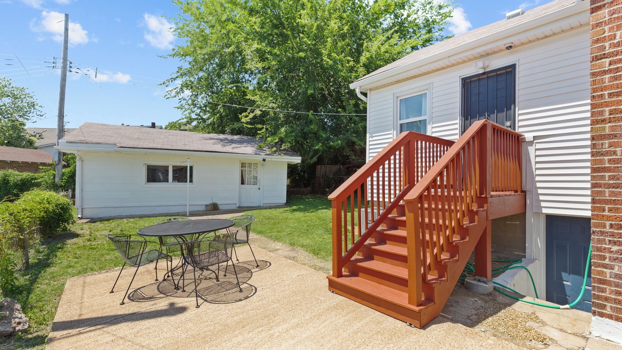 Photo of Outdoor in Clifton Heights