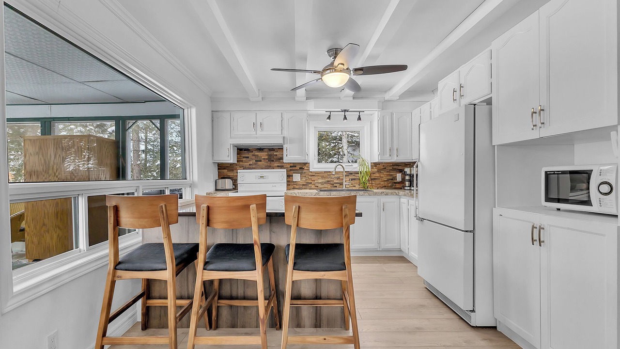 Photo of Kitchen in Notre-Dame-de-Pontmain