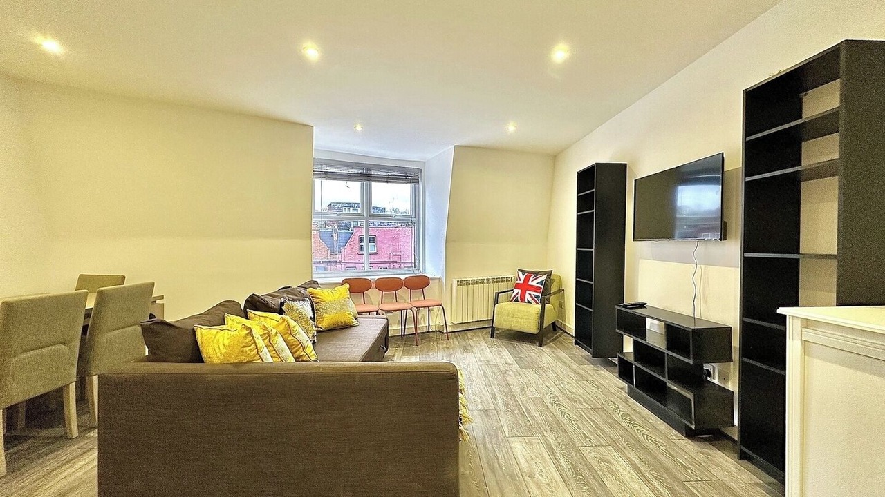 Photo of Livingroom in Frognal and Fitzjohns