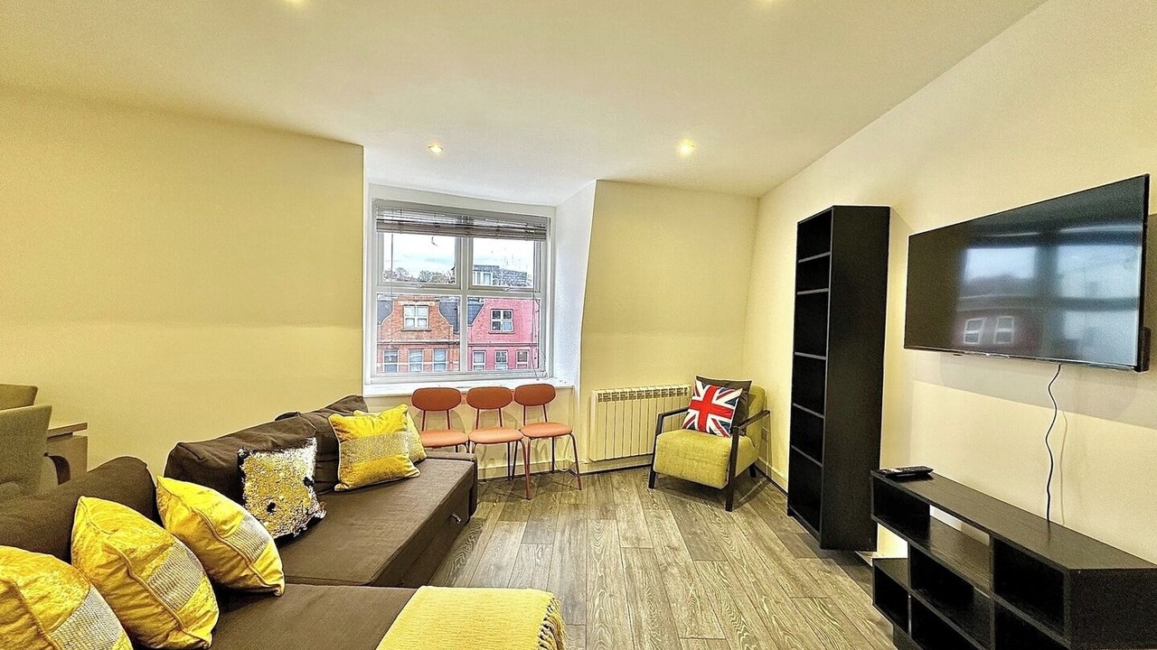 Photo of Livingroom in Frognal and Fitzjohns