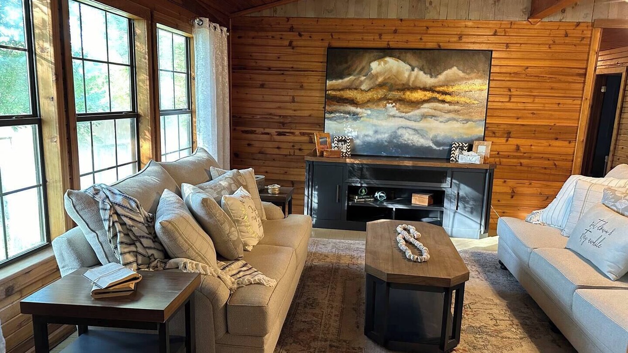 Photo of Livingroom in Kelly