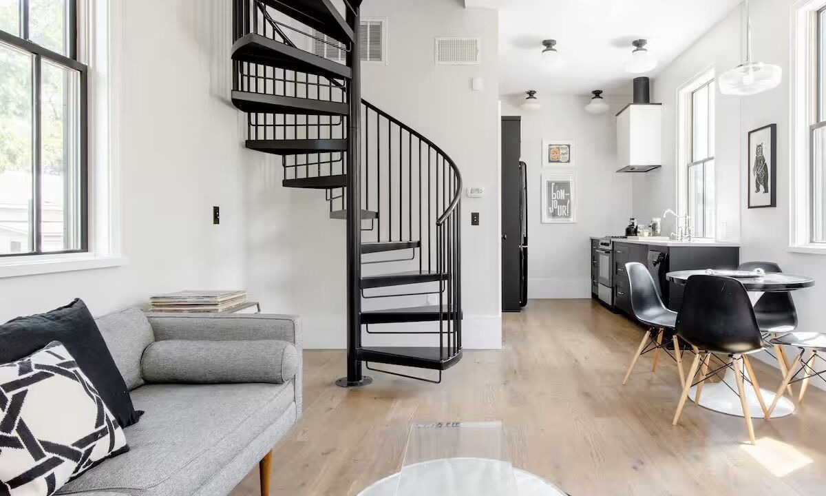 Photo of Livingroom in Central East Austin