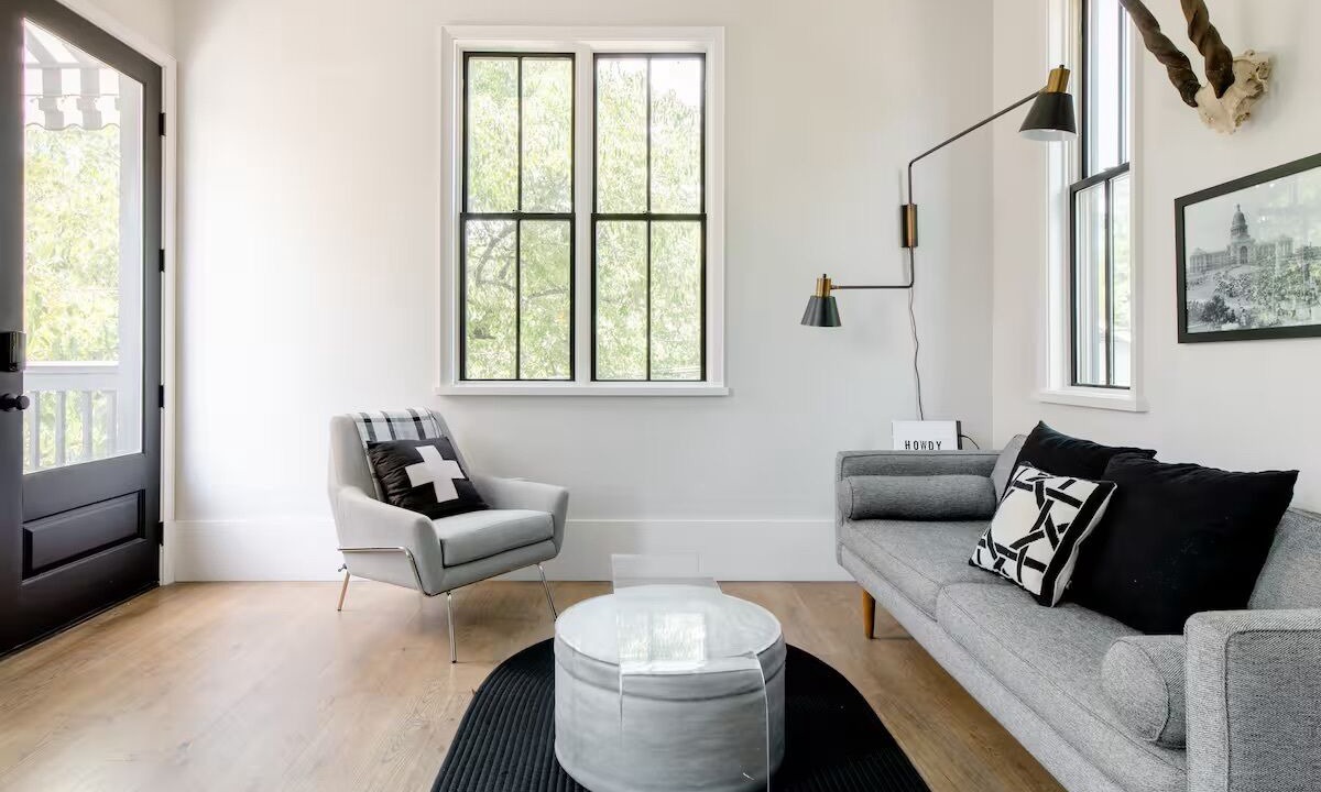 Photo of Livingroom in Central East Austin