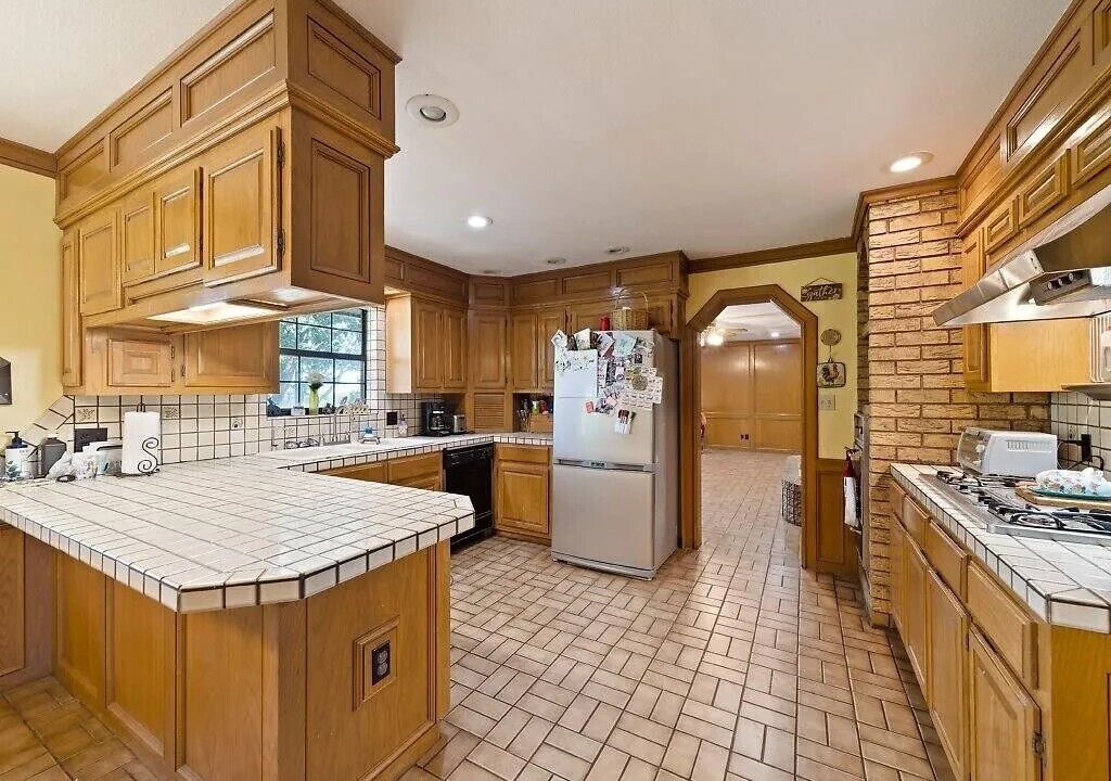 Photo of Kitchen in Henryetta