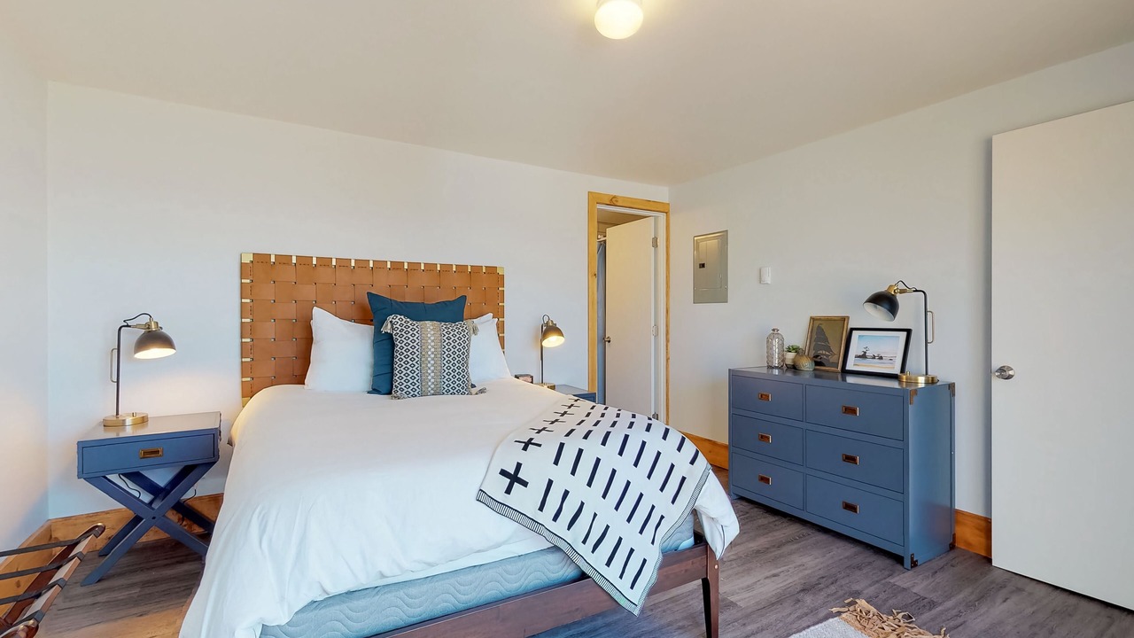 Photo of Bedroom in Waldport