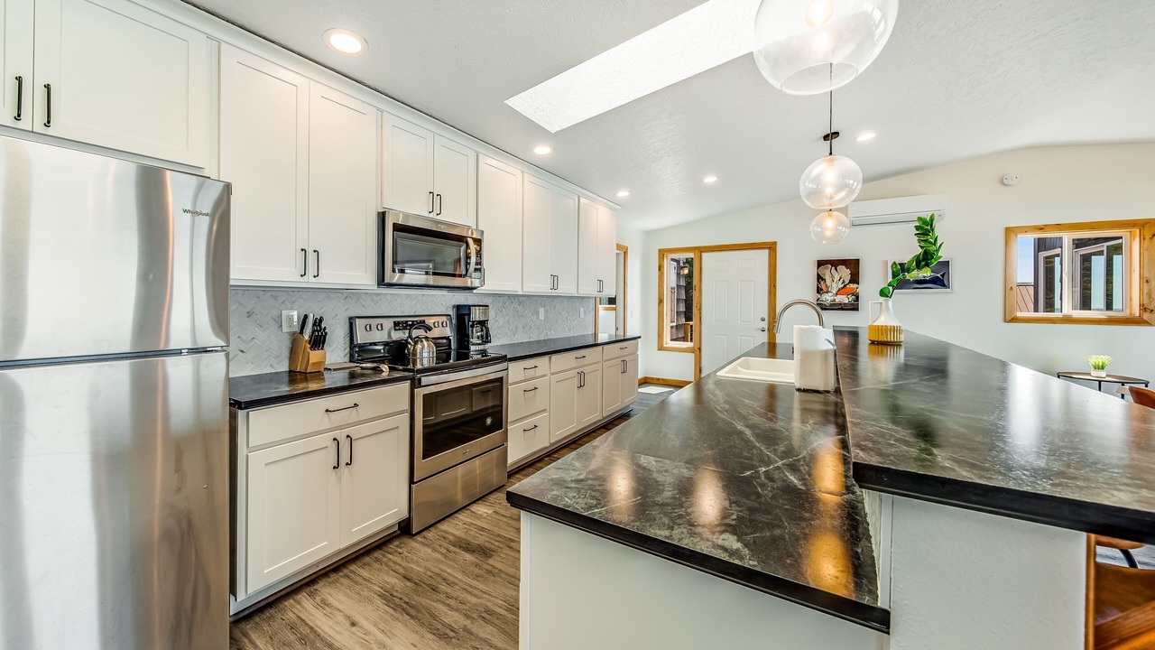 Photo of Kitchen in Edgewater Shores
