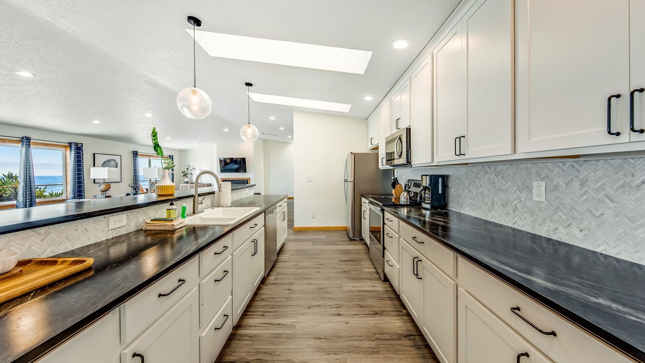 Photo of Kitchen in Edgewater Shores