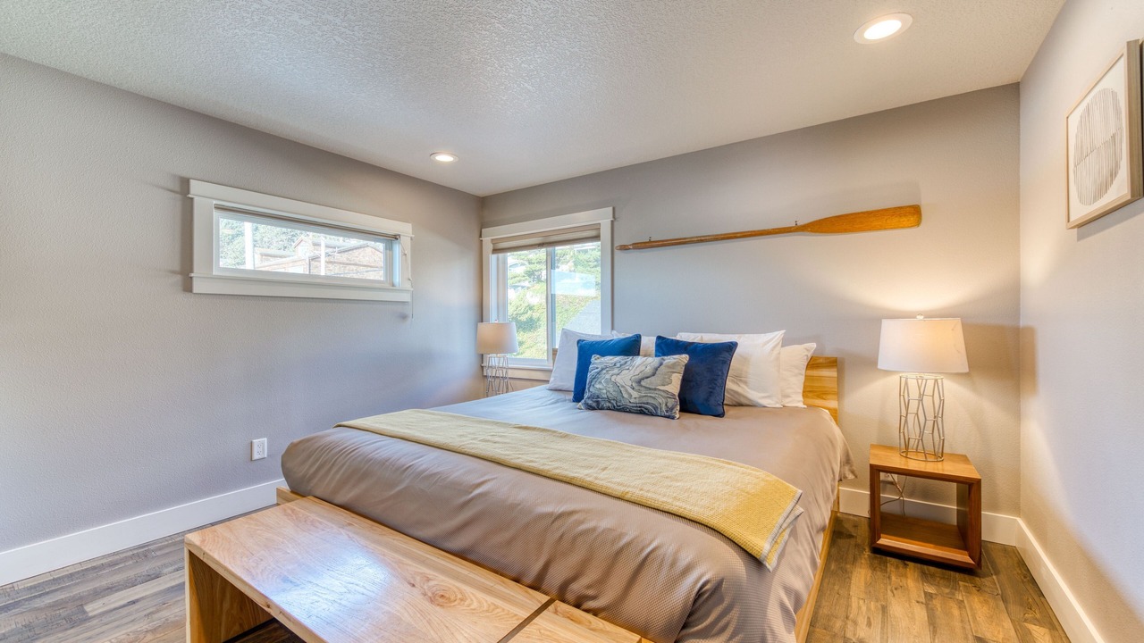 Photo of Bedroom in Oceanside