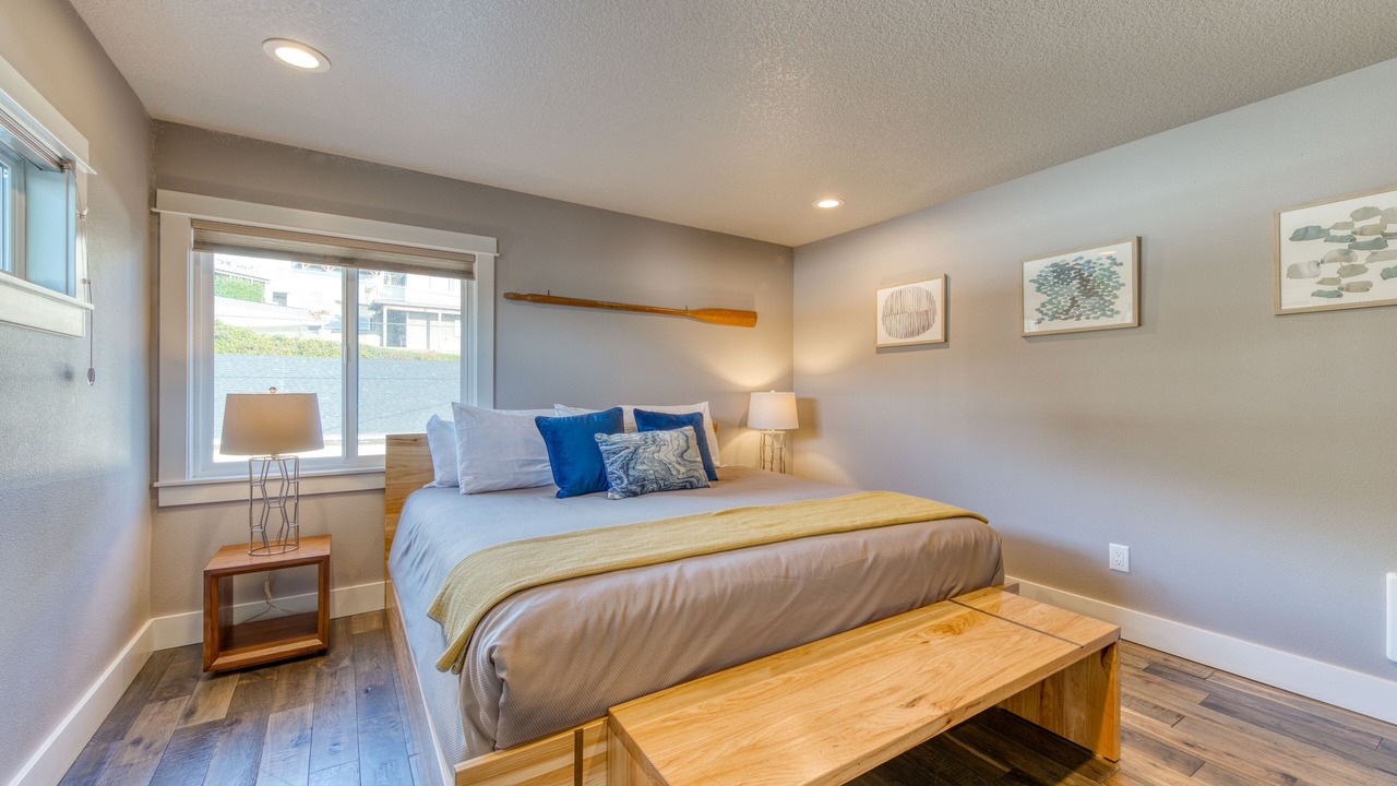 Photo of Bedroom in Oceanside