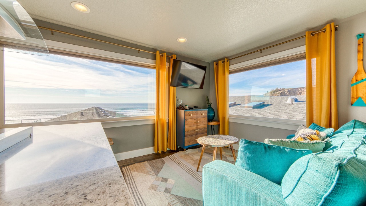 Photo of Livingroom in Oceanside