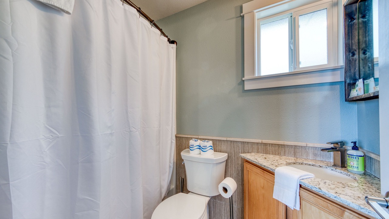 Photo of Bathroom in Oceanside