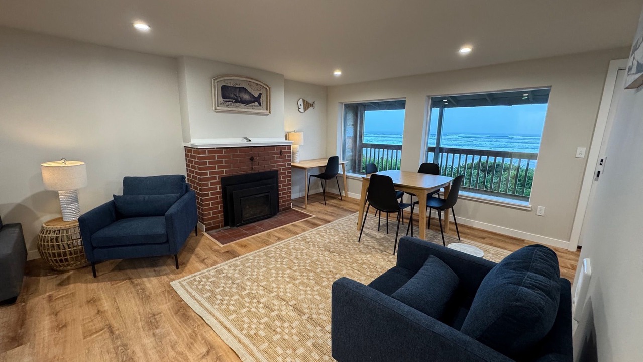 Photo of Livingroom in Waldport