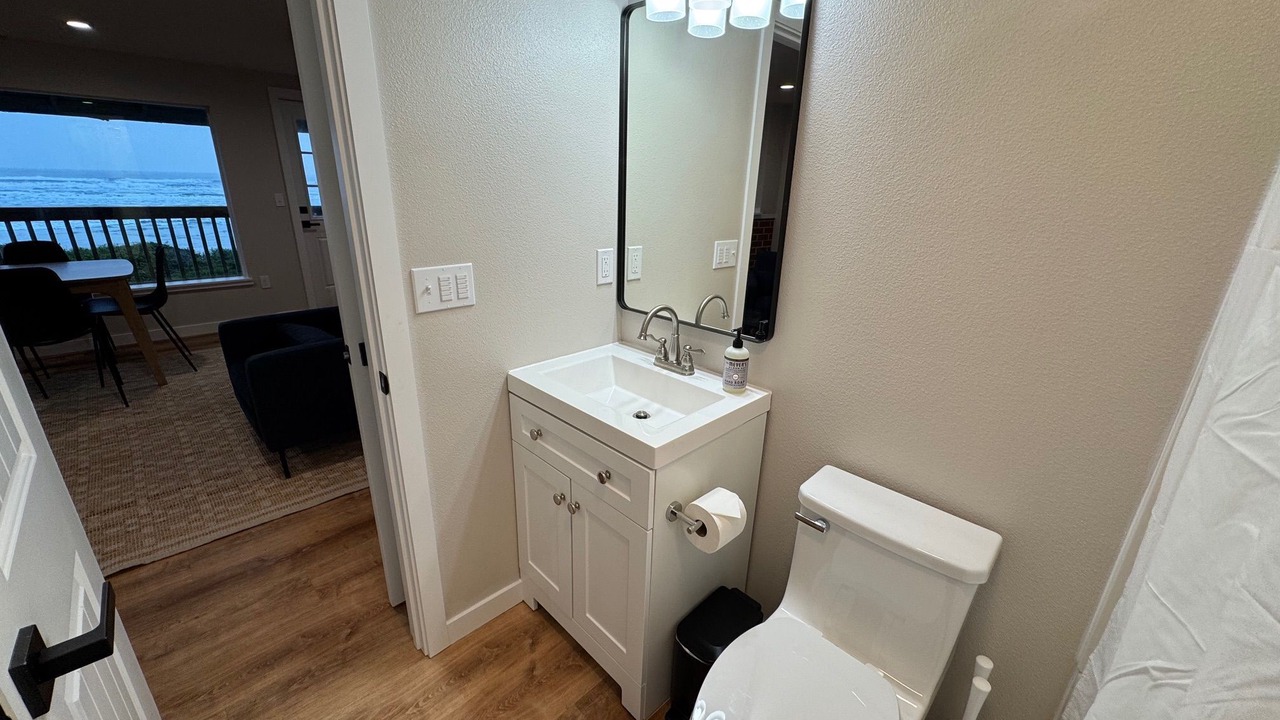 Photo of Bathroom in Waldport