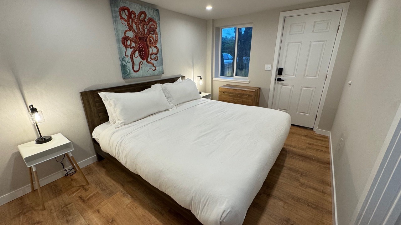 Photo of Bedroom in Waldport