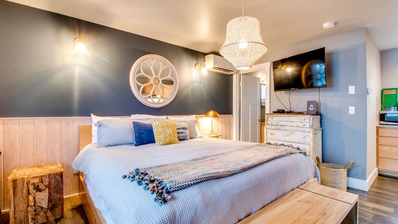 Photo of Bedroom in Oceanside