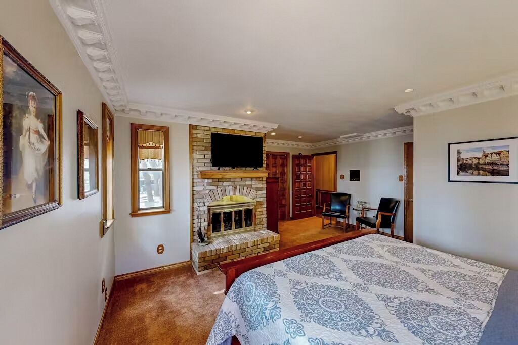 Photo of Bedroom in Tool
