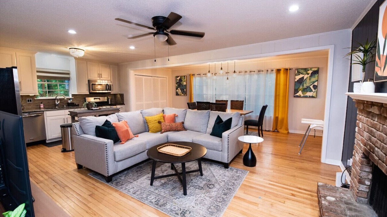 Photo of Livingroom in Little Rock
