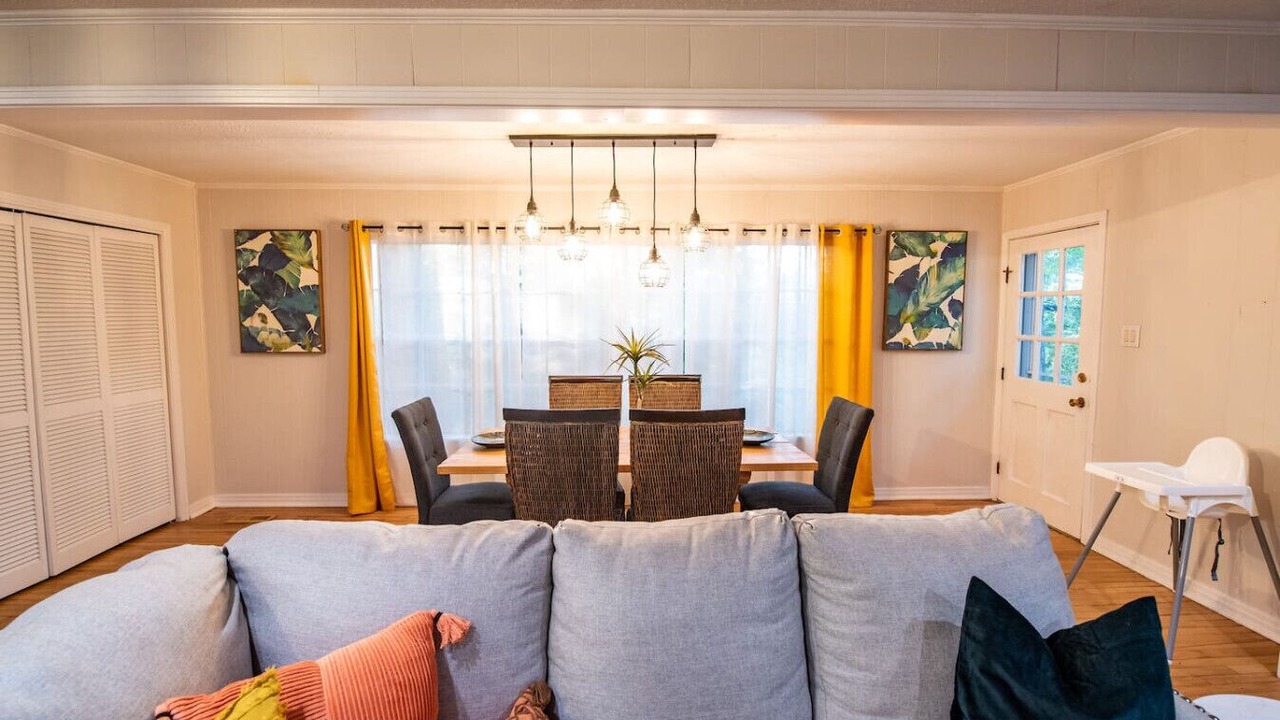Photo of Livingroom in Little Rock