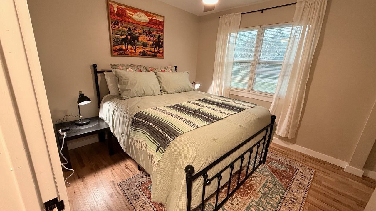 Photo of Bedroom in Van Vleck