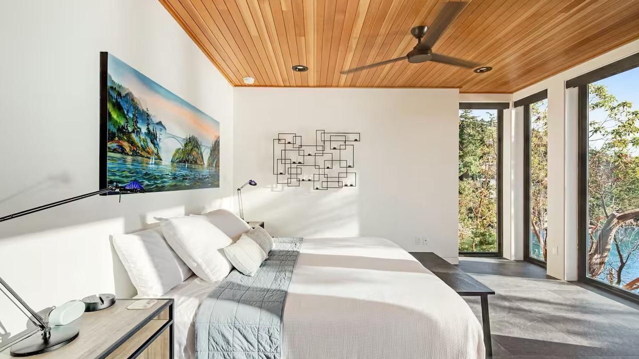 Photo of Bedroom in Anacortes