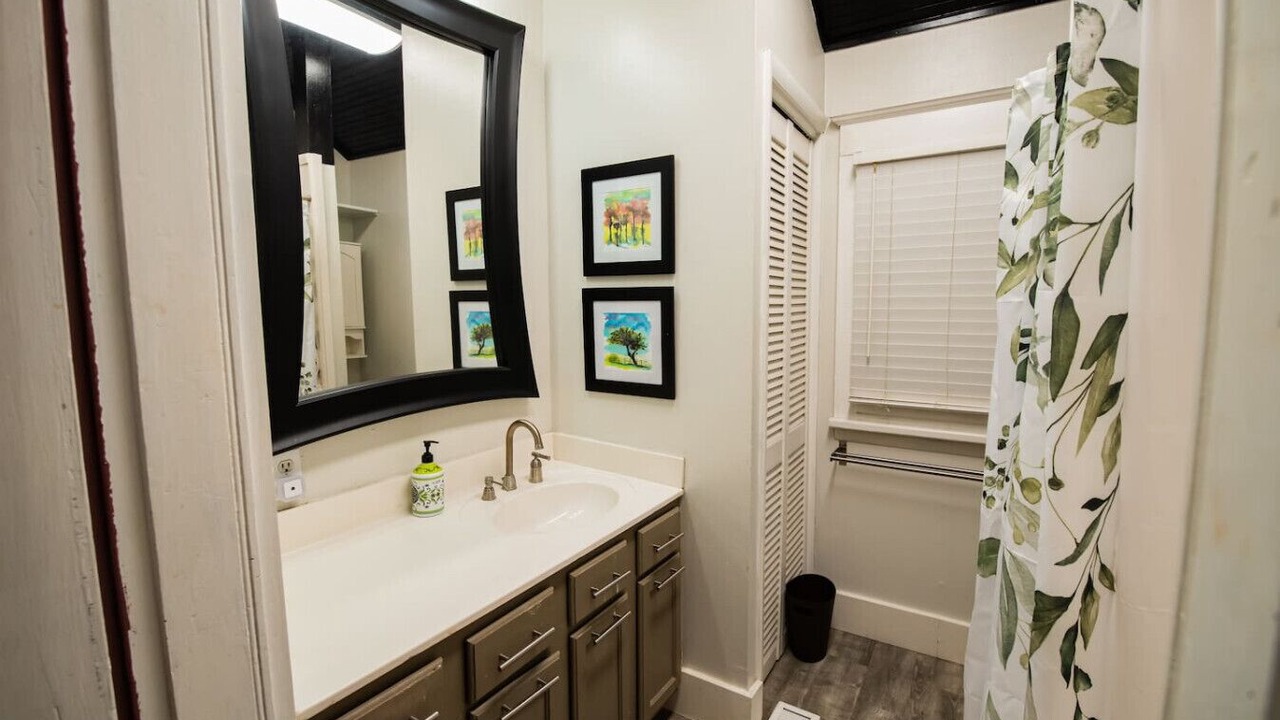 Photo of Bathroom in Ferndale