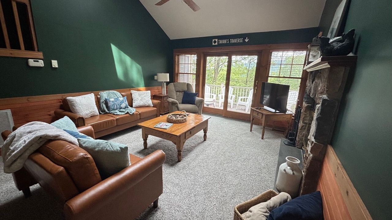 Photo of Livingroom in Tannersville