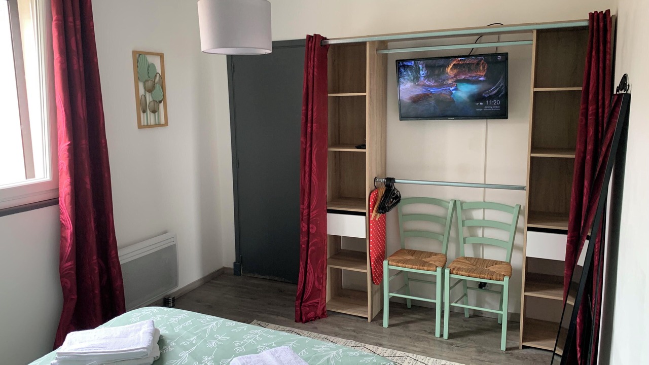 Photo of Bedroom in Graulhet
