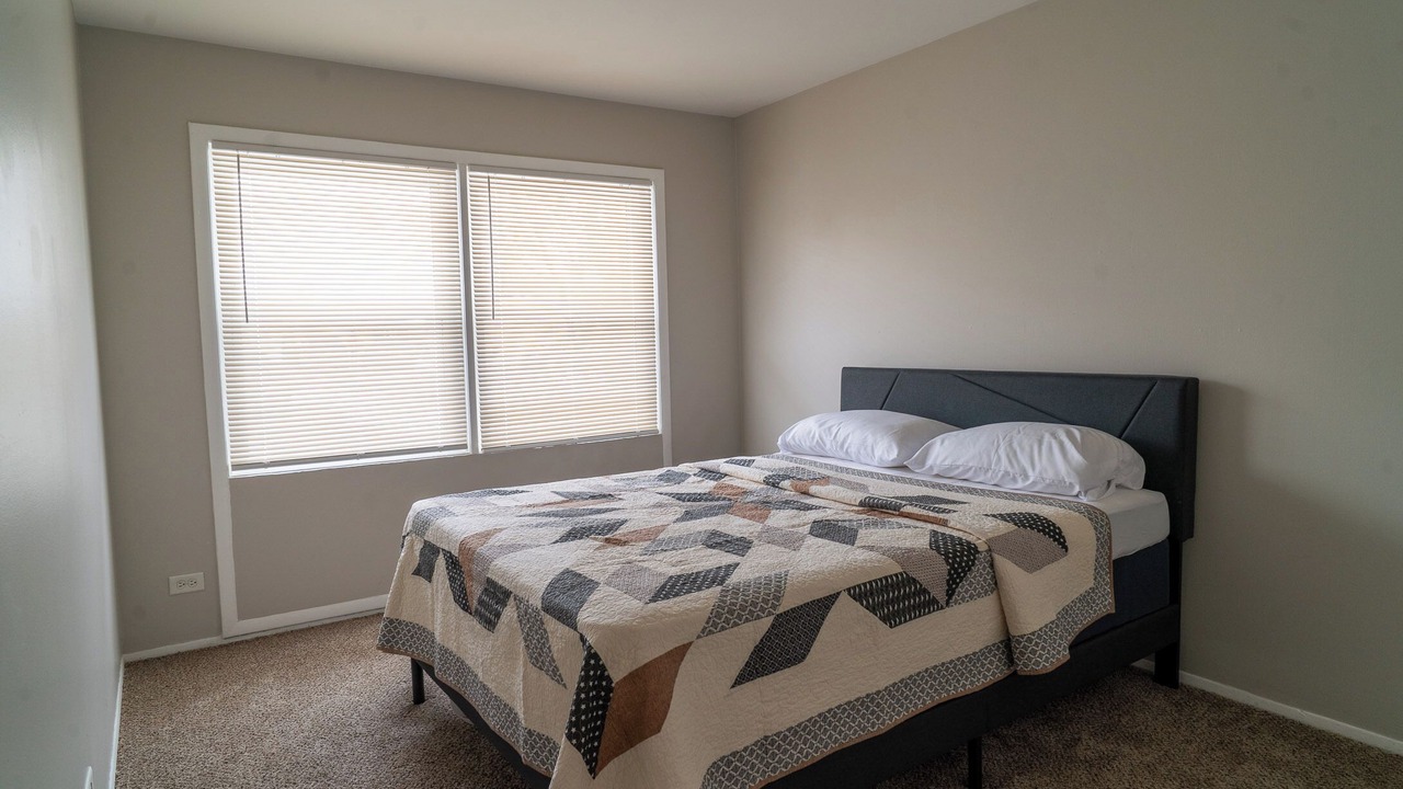 Photo of Bedroom in Lombard