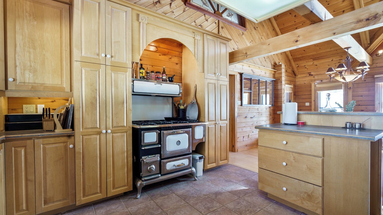 Photo of Kitchen in Fenelon Falls