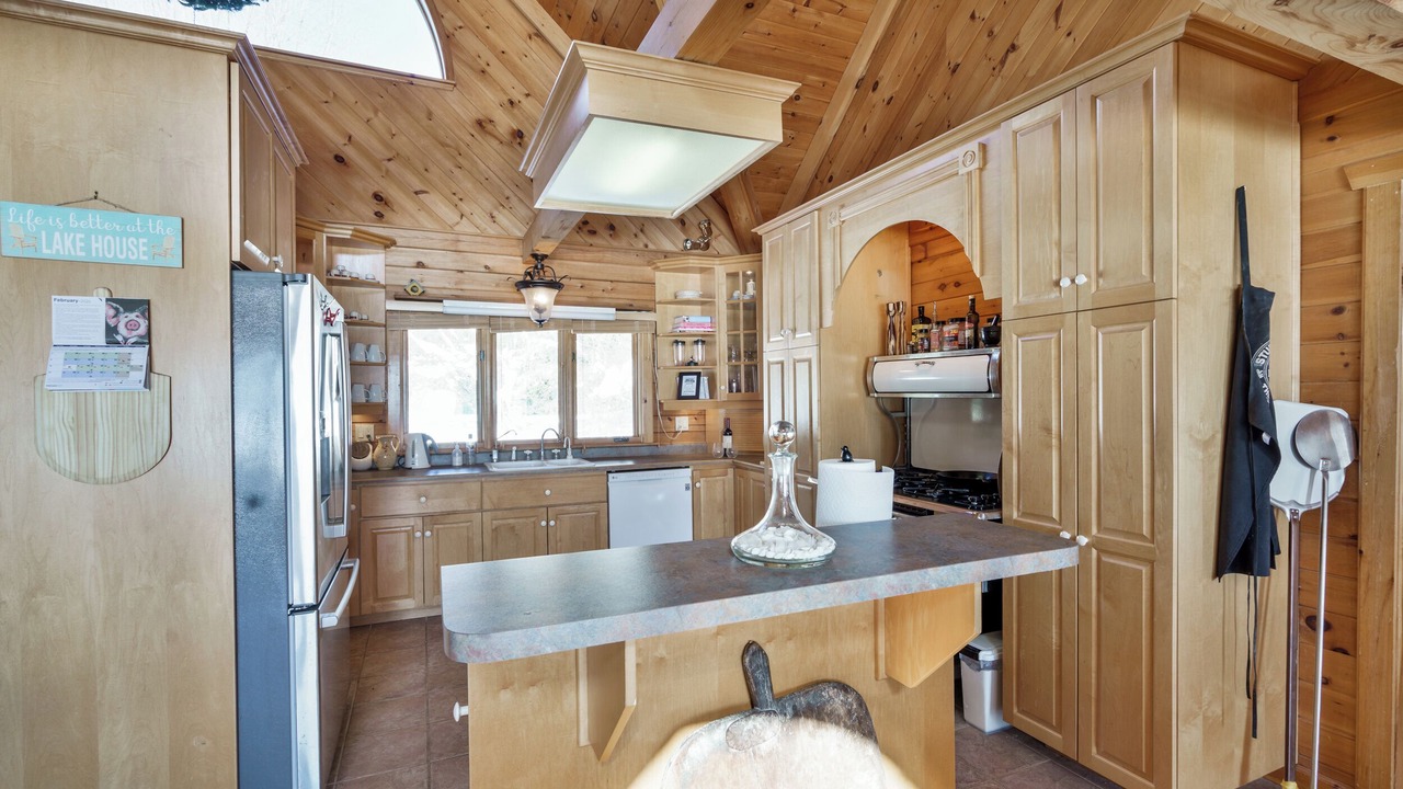 Photo of Kitchen in Fenelon Falls