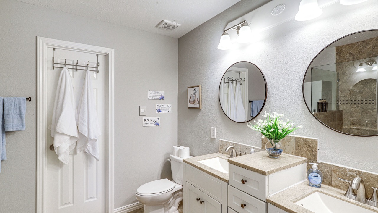 Photo of Bathroom in Spring