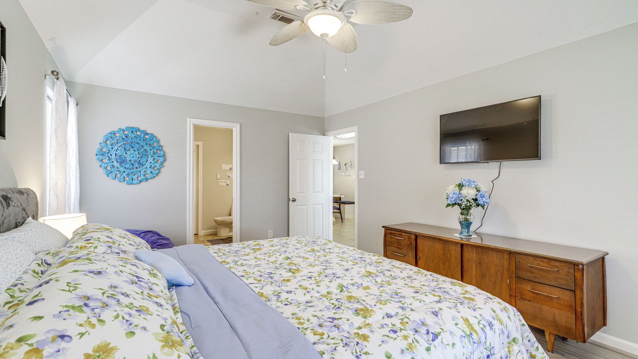 Photo of Bedroom in Spring