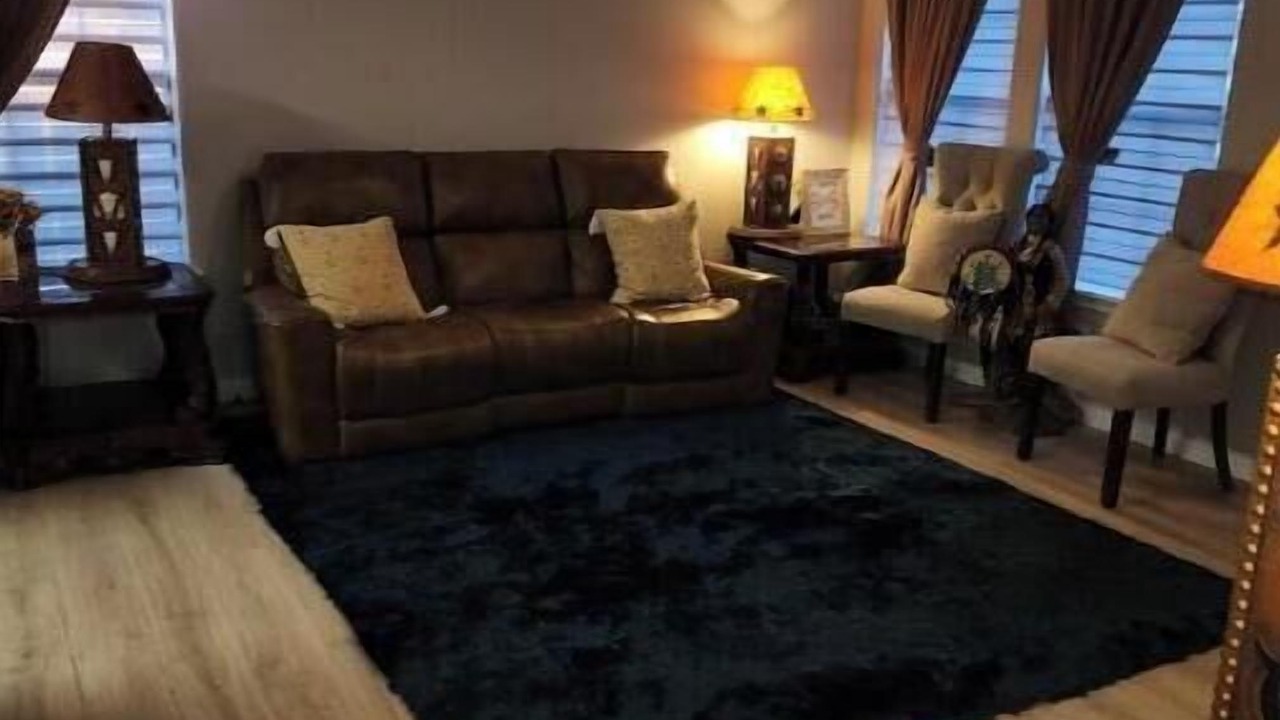 Photo of Livingroom in Eagle Pass