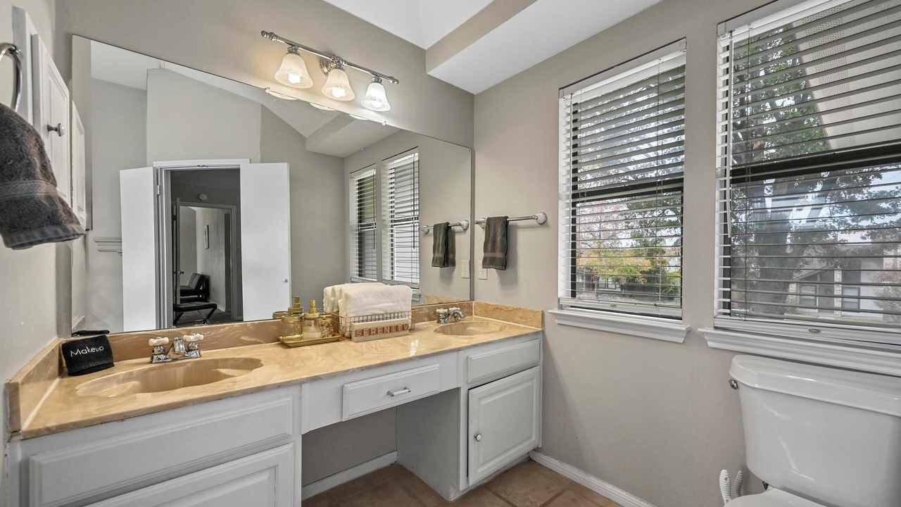 Photo of Bathroom in Garland