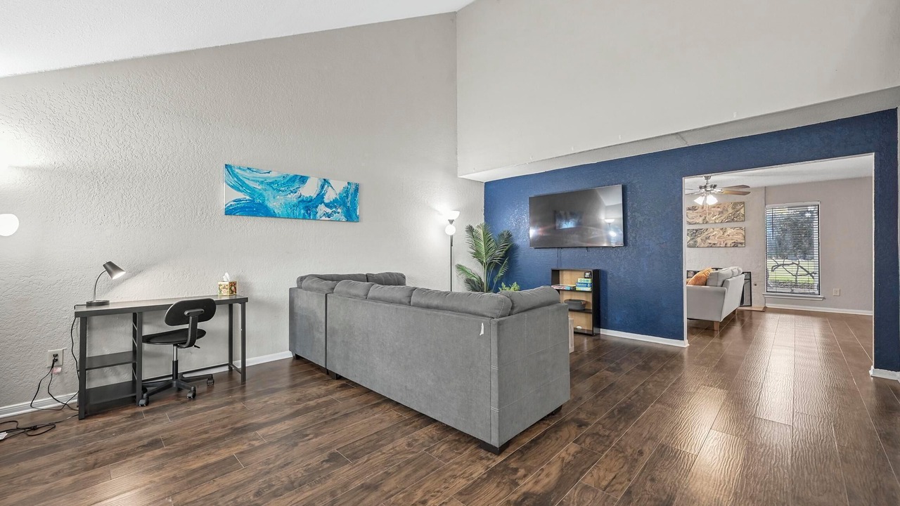 Photo of Livingroom in Garland