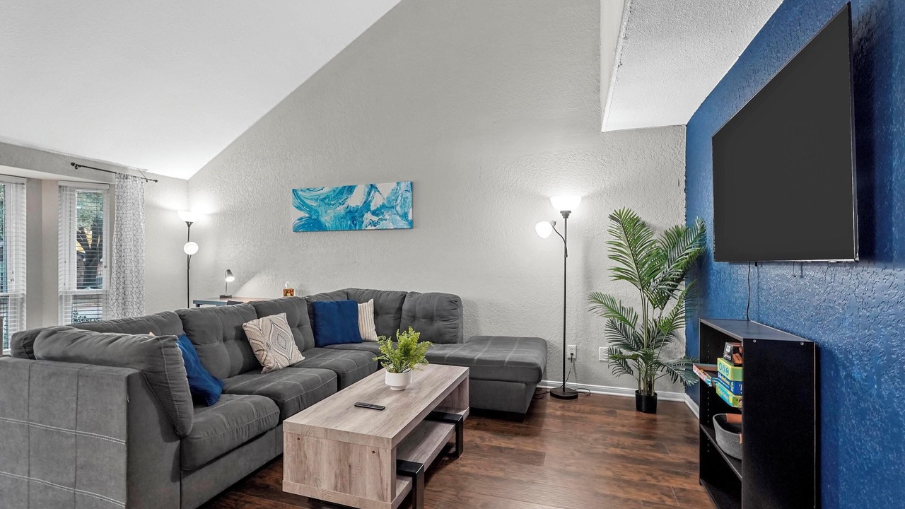 Photo of Livingroom in Garland