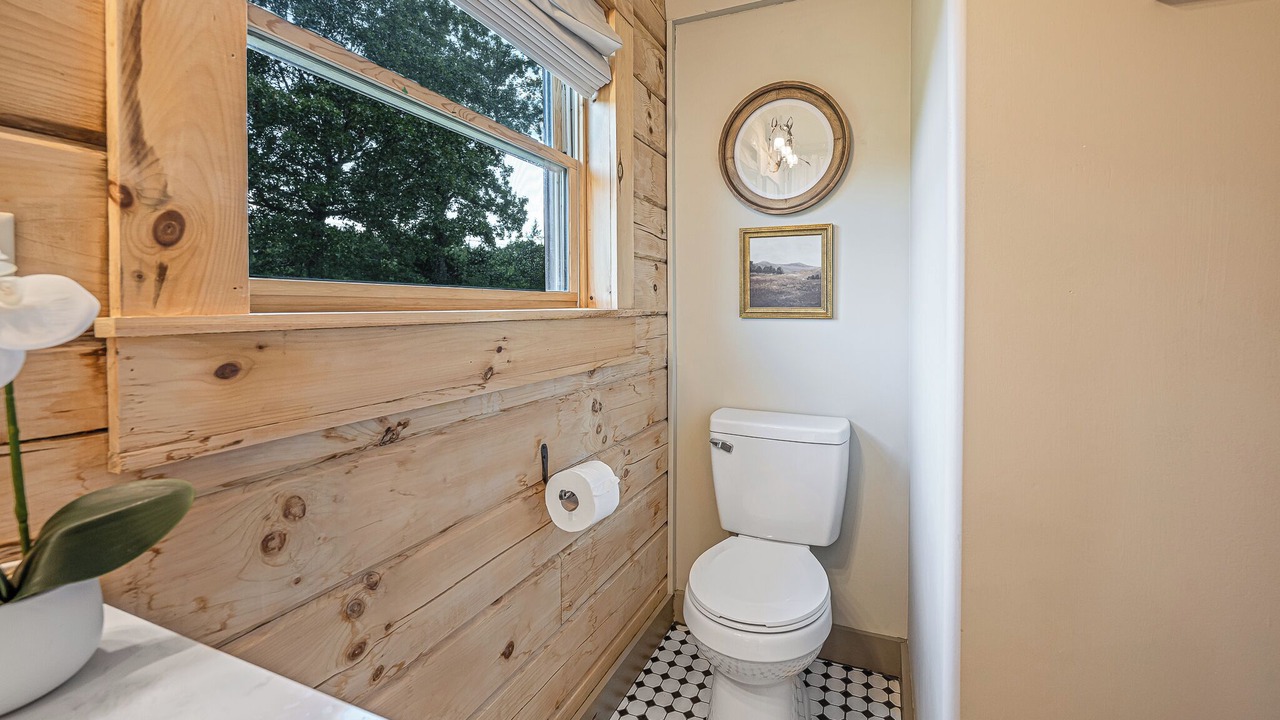 Photo of Bathroom in Valley Head