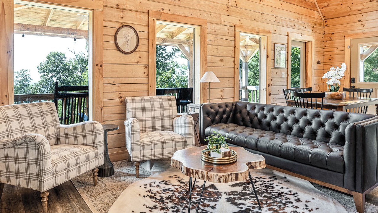 Photo of Bedroom in Valley Head