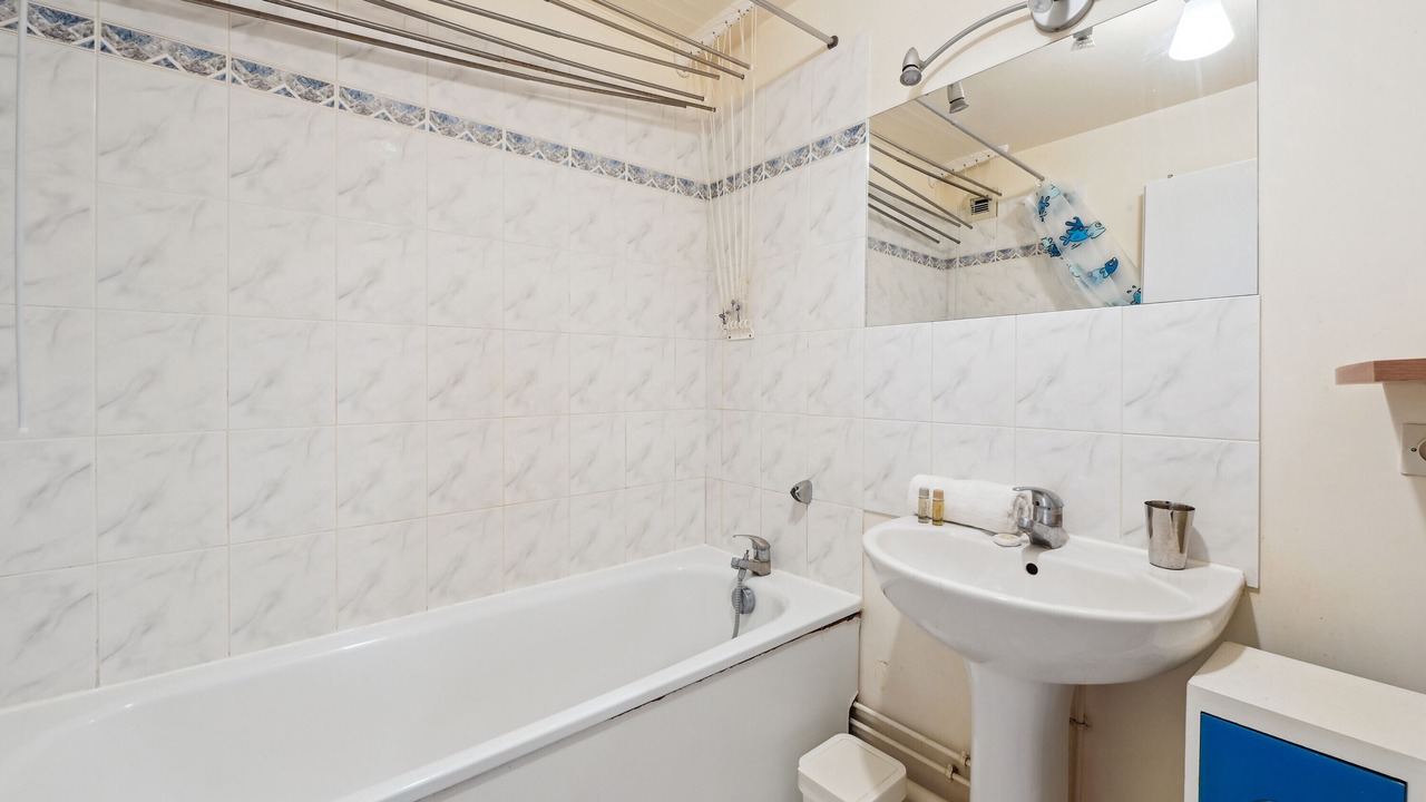 Photo of Bathroom in Chatillon
