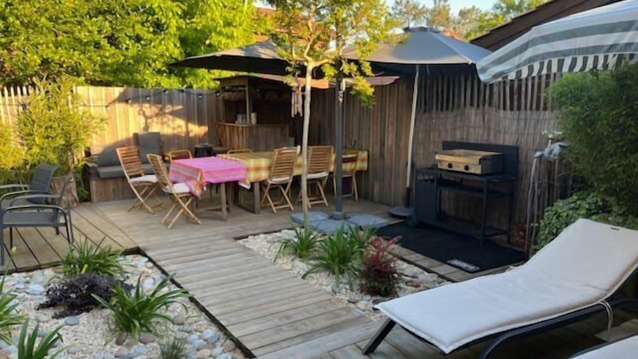 Photo of Outdoor in Lanton