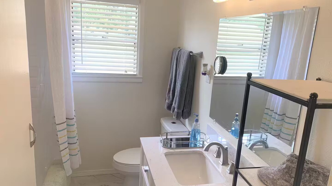 Photo of Bathroom in Aspermont